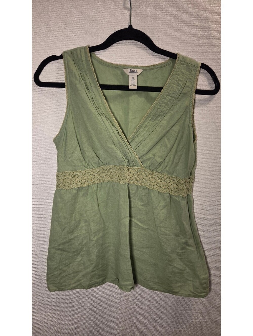 Vintage green Bass tank size small
